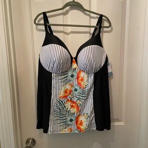 NWT beautiful Cacique balconette tankini top!!!